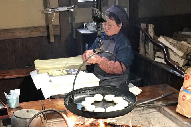 Oyaki Dumplings Making & Walking Around Zenkoji Tour in Nagano - Zenkoji Temple Exploration