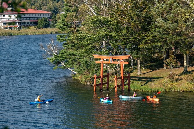 Guided Canoe Tour to the Springs and Highlands of Shirakaba Lake - Booking Information