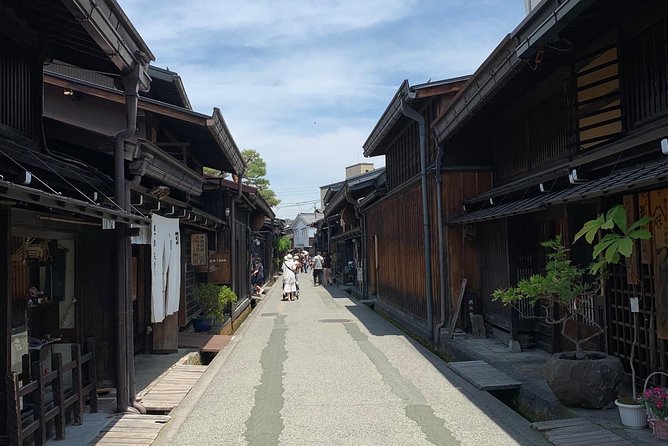 Takayama Oldtownship Walking Tour With Local Guide. (About 70min) - Tour Inclusions