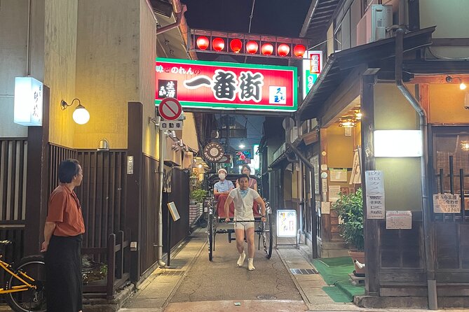 Bar and Izakaya Hopping Night Tour in Takayama - Key Takeaways