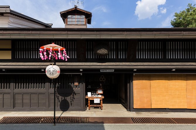 Takayama Old Town Walking Tour With Local Guide - Additional Information