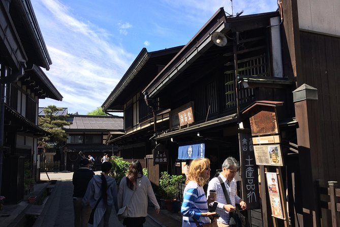 What Is Sake? Real Sake Experience Within 1 Hour Walking Tour - Sake Etiquette