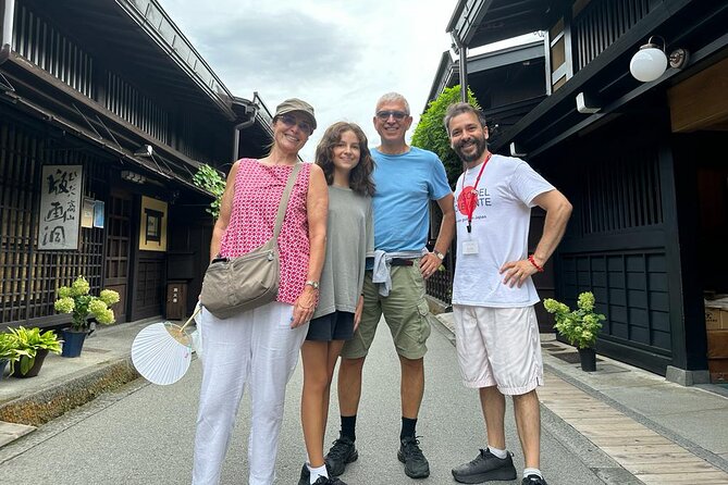 Experience Takayama Old Town 30 Minutes Walk - Key Takeaways