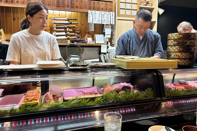 Takayama Night Tour With Local Meal and Drinks - Beverage Tastings