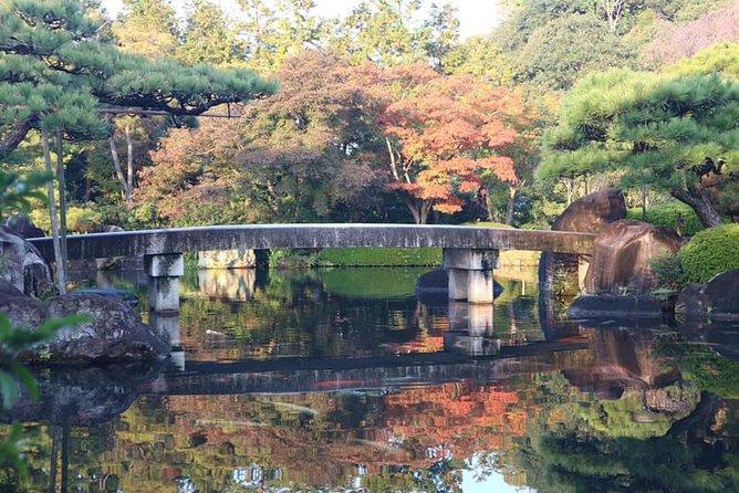 HIMEJI CASTLE Custom Tour With Private Car and Driver (Max 9 Pax) - Inclusive Fees and Meals