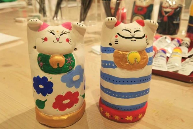 Maneki Neko Painting Experience - Accessibility and Participant Limit