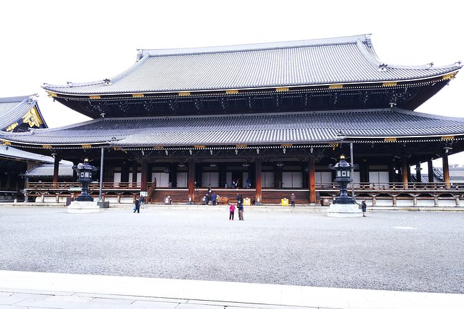 Kyoto Imperial Palace and Nijo Castle Walking Tour - Customer Reviews and Recommendations