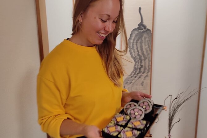 Private Adorable Sushi Roll Art Class in Kyoto - Meeting and Pickup