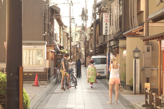 Discover the Beauty of Kyoto on a Bicycle Tour! - Guide Details