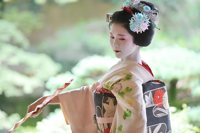 Mesmerizing Dinner With Maiko & Geisha - Immersive Experience Highlights