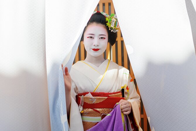 Meet a Geisha in Kyoto: Enjoy Exclusive Geisha Show in Gion - Logistics Information