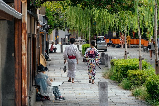 Treasures of Kyoto: Geishas & Traditions Private Tour - Inclusions and Experiences