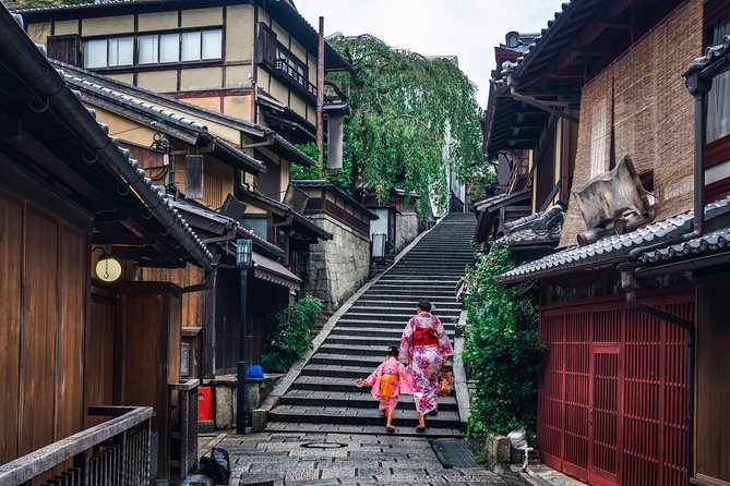 Private Kyoto Tour for Families With a Local, 100% Personalized - Group Size and Accessibility