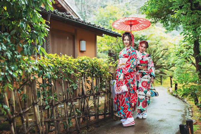 Long-sleeved Furisode Kimono Experience in Kyoto - Meeting and Pickup