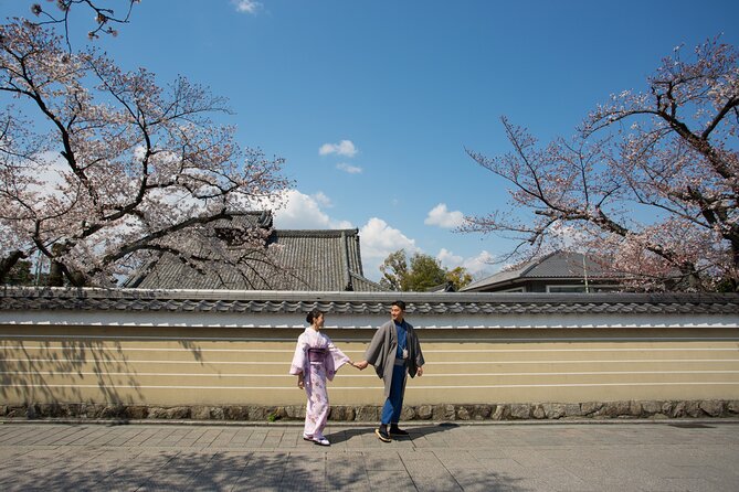 Private Vacation Photographer in Kyoto - Price and Booking