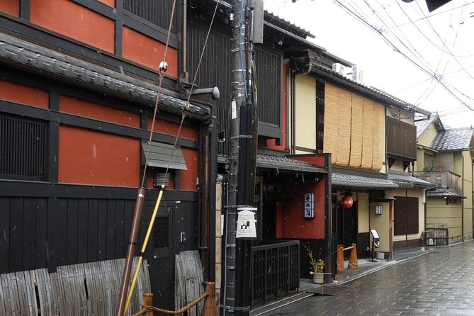 2 Hour Walking Historic Gion Tour in Kyoto Geisha Spotting Area - Insiders Glimpse Into Gion