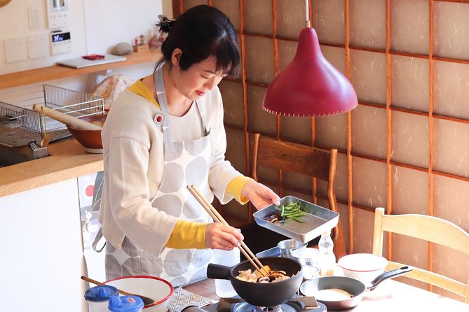 private-market-tour-japanese-cooking-lesson-with-a-local-in-her-beautiful-home-experience-description