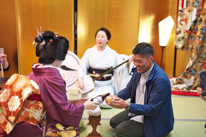 Kyoto Gion Tour Maiko or Geisha Dinner Included - Inclusions and Exclusions