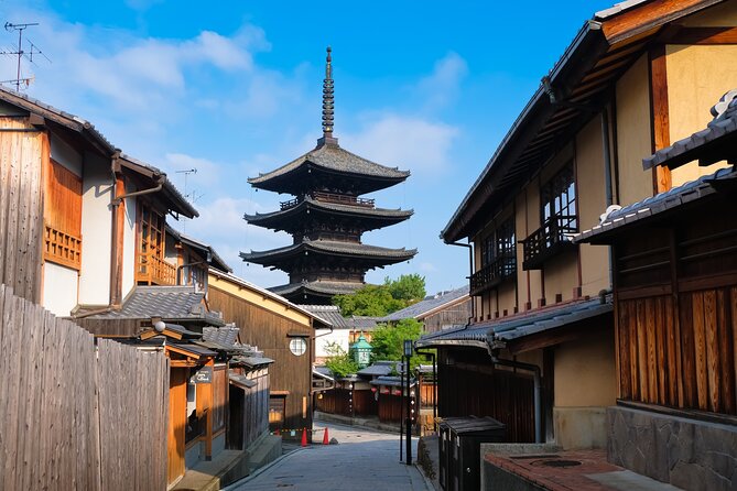 Private Kyoto Tour With Government-Licensed Guide and Vehicle (Max 7 Persons) - Meeting and Pickup