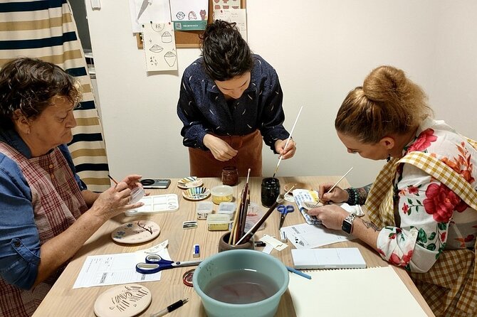 2 Hours Private Painting of Ceramics in Osaka - Booking Information