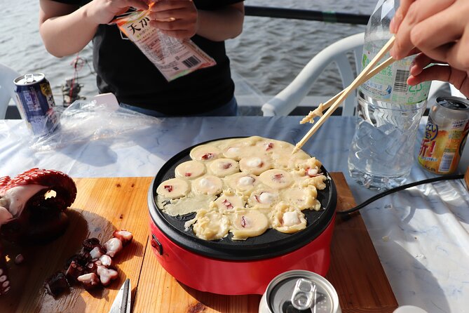 Takoyaki Cooking Experience in Osaka Bay by Cruise - Key Takeaways