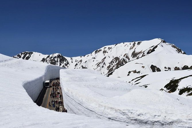 Tateyama Kurobe Snow Wall! Hida Takayama & Shirakawa-go - Cultural Exploration