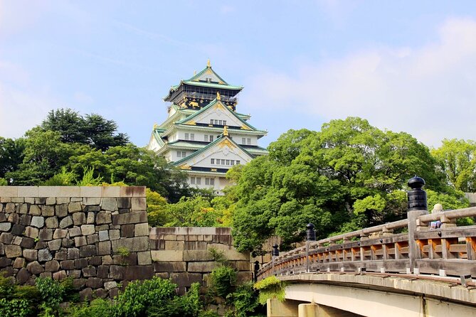 Full Day Walking Tour in Osaka Castle Temples and Ukiyoe - Key Takeaways