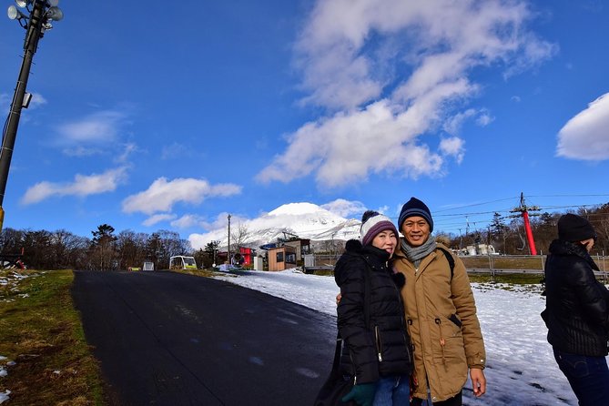 Strawberry Picking and Snow Experience at Mt Fuji Ski Resort for VIP - Private Tour Experience