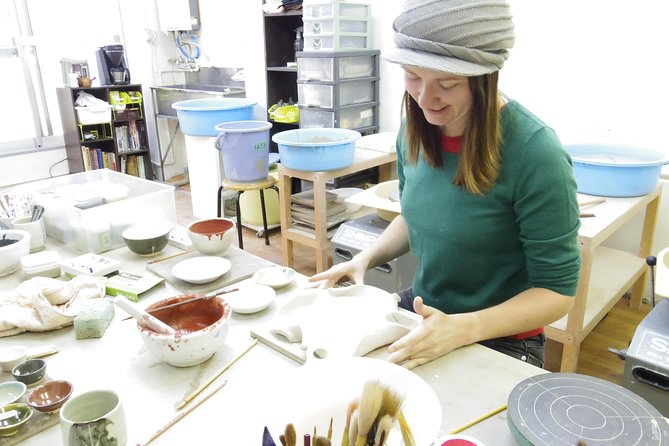 Japanese Pottery Class in Tokyo - Just The Basics