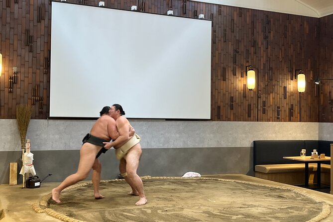 Challenge With Sumo Wrestlers With Dinner - Interaction With Sumo Wrestlers