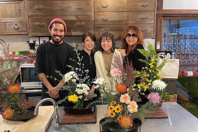 Flower Arrangement Ikebana in YANAKA / Taito-ku / TOKYO. - Key Takeaways