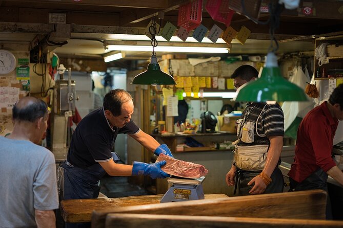 3 Hour Private Walking Tour at Tsukiji Savoring Culinary Delights - Culinary Tastings