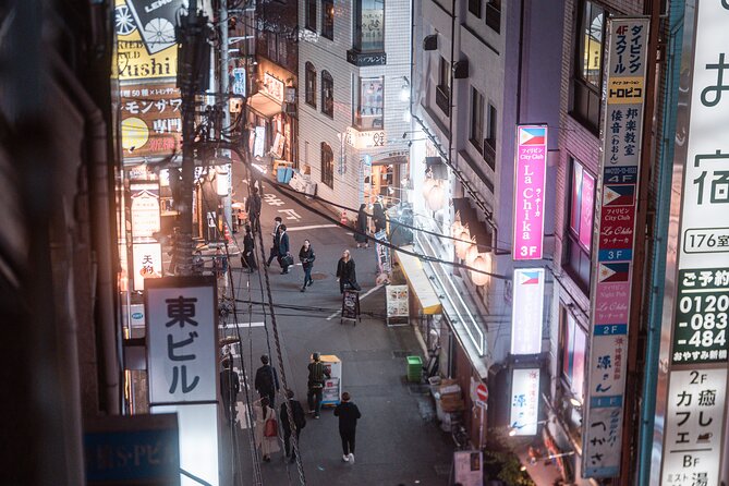 Explore Unique Tokyo Streets / Learn With a Pro Photographer - Enhancing Your Photography Skills