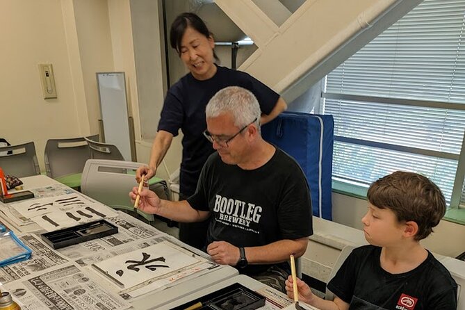 Calligraphy Class, Give the Gift of Professional Work. Ginza Area - Provided Tools