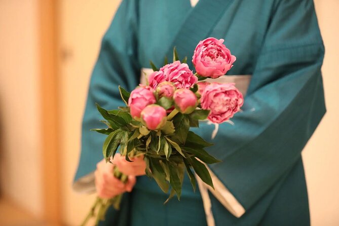 Private Japanese Traditional Flower Arrangement in Tokyo - Booking Details and Price