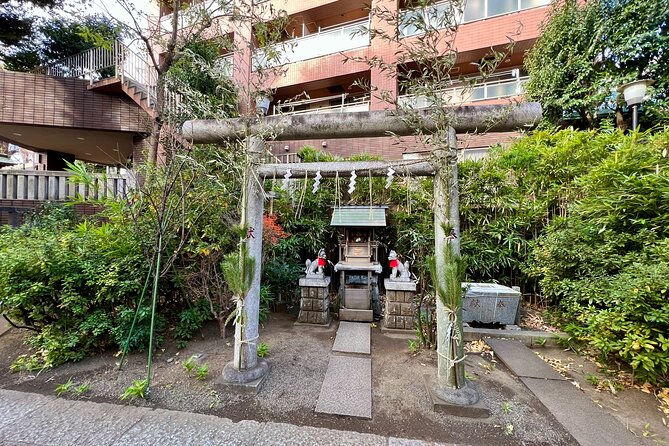 1 Hour Natto Eating Challenge and Visiting Local Shrines - Meeting Point