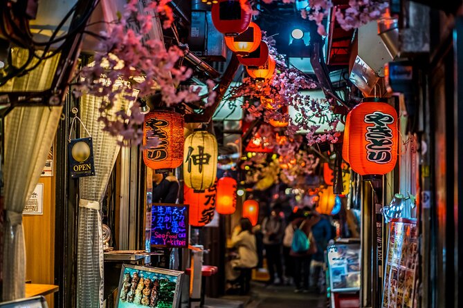 Night Gourmet Tour in Shinjuku - Meeting Point