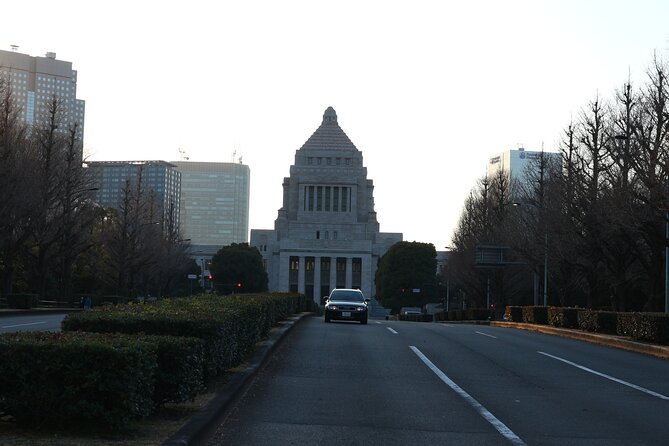 Tour Around Imperial Palace, Diet Building Area & Hie Shrine - Directions and Accessibility