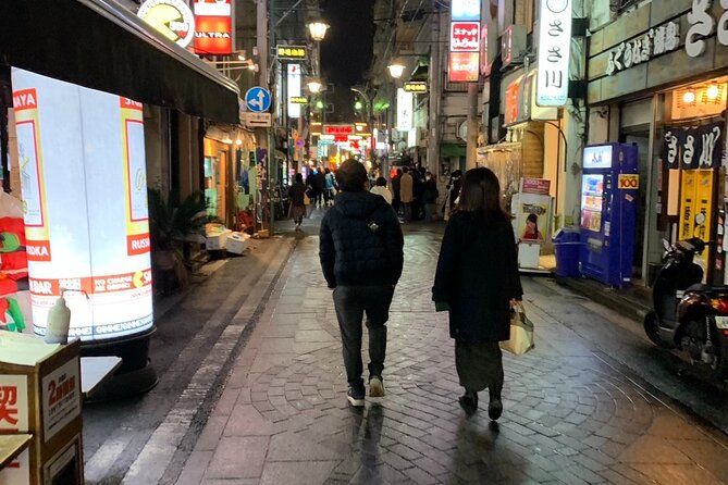 Local Izakaya(Japanese Traditional Bar) Hopping in Shinjuku - Local Izakaya Hopping Experience