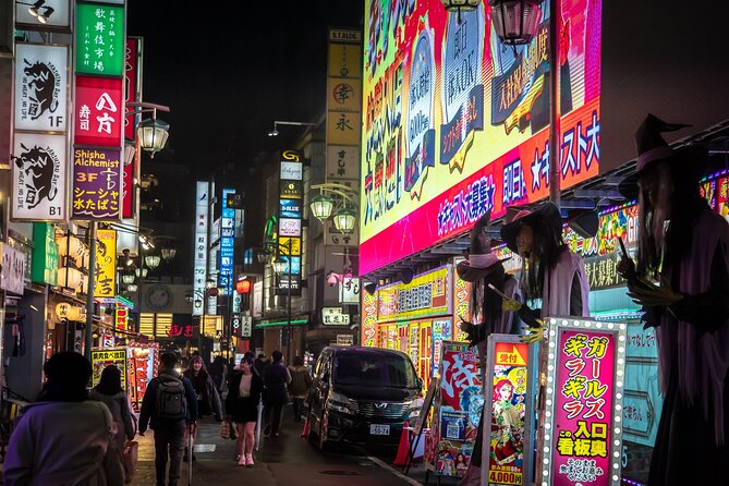Private Tour in Shinjuku With a Spanish-Speaking Photographer - What To Expect During the Tour