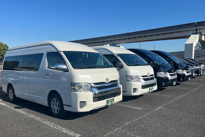 Haneda Airport To/From Tokyo Private Transfer Service - Vehicle and Amenities