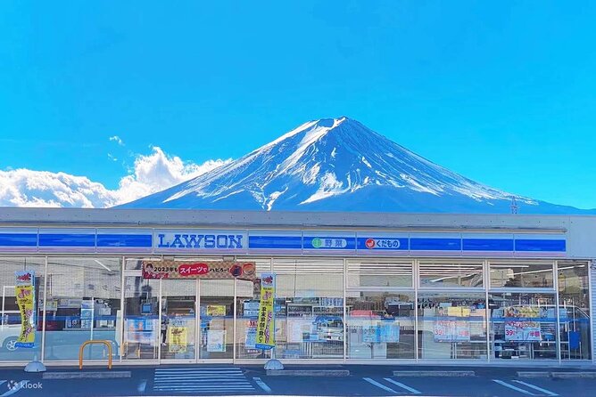 Mt Fuji Private Trip With English Speaking Driver - Pickup and Start Time