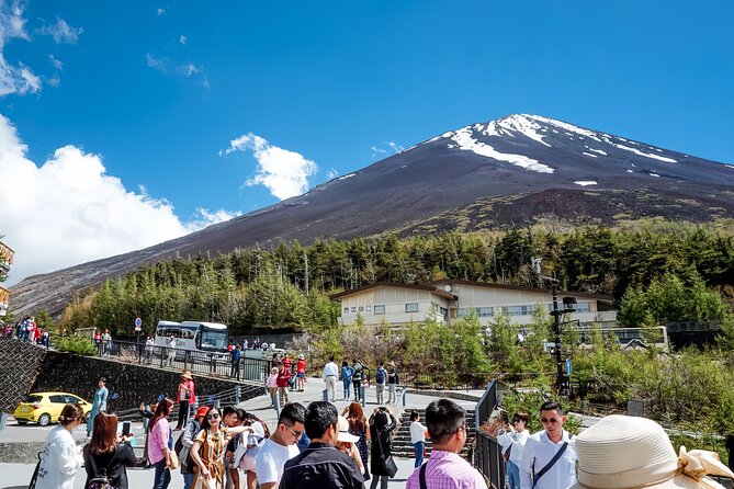 Private Guided Tour To Mount Fuji With Roundtrip Transfer - Operating Hours