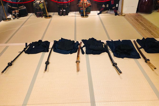 Samurai Sword Experience + History Tour SAMURAI MUSEUM TOKYO - Just The Basics