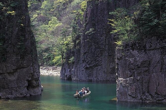 Private Sandankyo Valley Tour From Hiroshima With a Local Guide - Tour Start Time