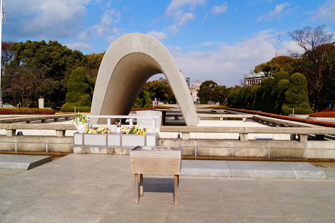 Private Historic and Distillery Chauffeured Tour in Hiroshima - Inclusions