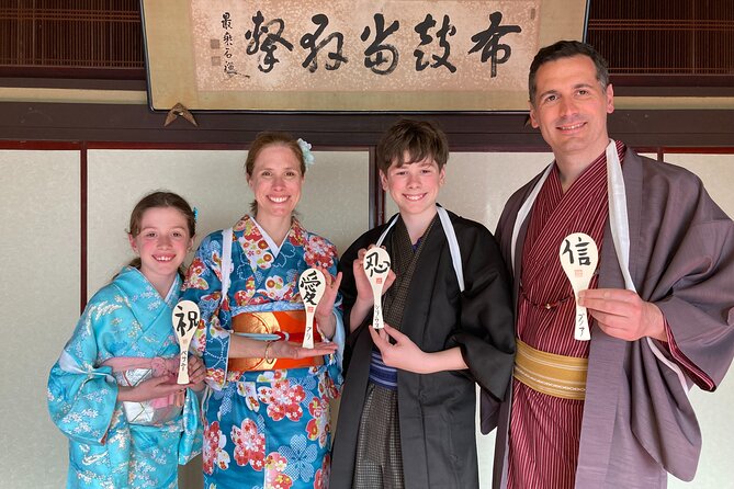 Kimono and Calligraphy Experience in Miyajima - Location Details