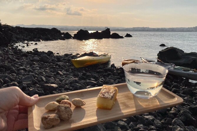 Kayak and Picnic Adventure in Sakurajima - Key Takeaways