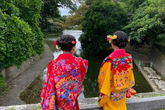 Walking Around the Town With Kimono You Can Choose Your Favorite Kimono From [Okinawa Traditional Costume Kimono / Kimono / Yukata] Hair Set & Point Makeup & Dressing & Rental Fee All - Inclusions