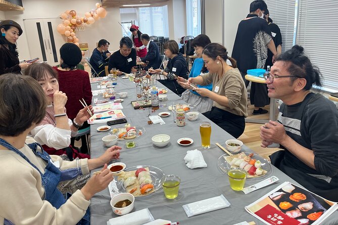 Sushi Making Experience Class in Naha Makishi Public Market - Key Takeaways